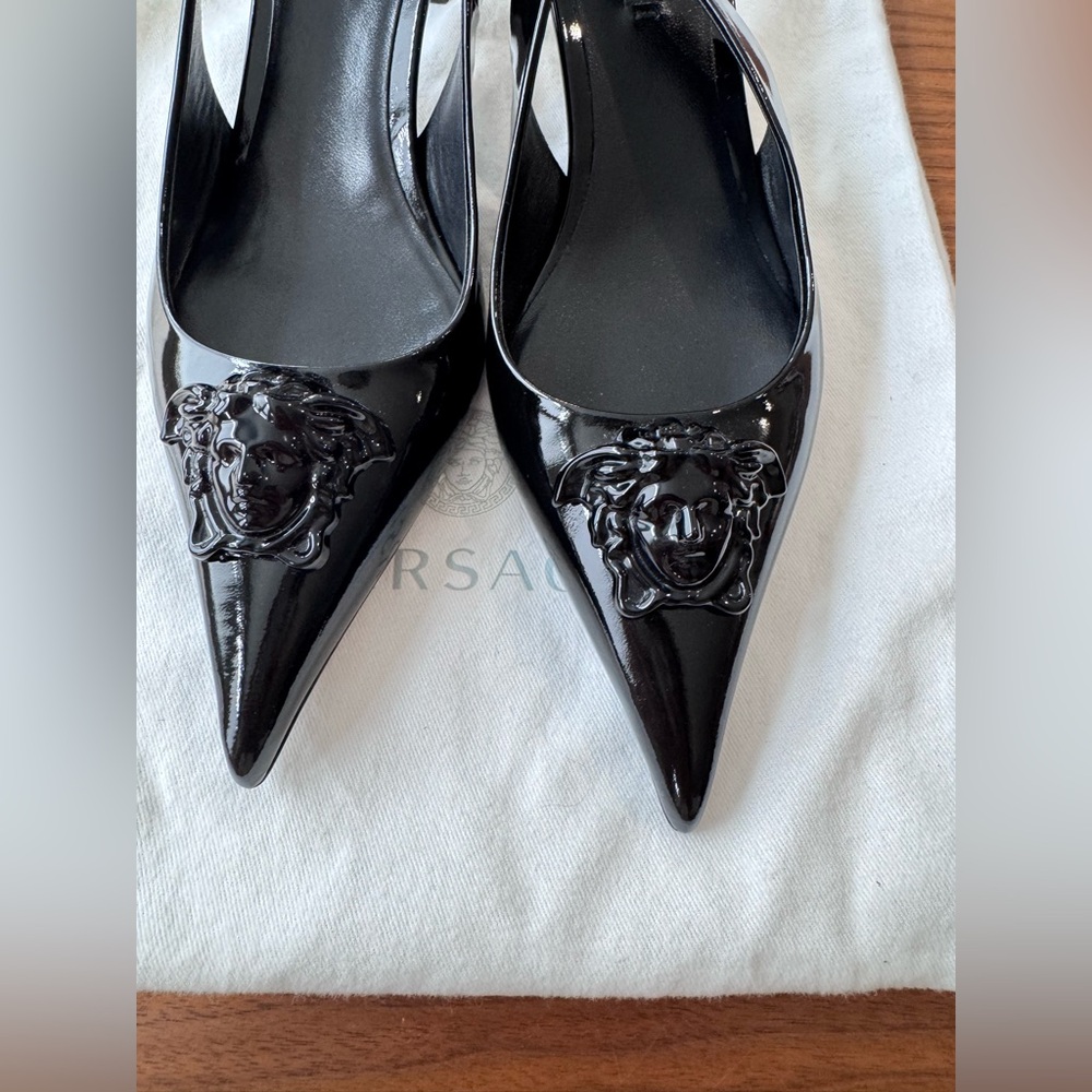Authentic Versace Black Kitten Heel Pumps with medusa head - Picture 15 of 15